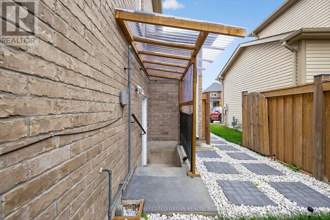 Building Photo - 47 Bramsey St.