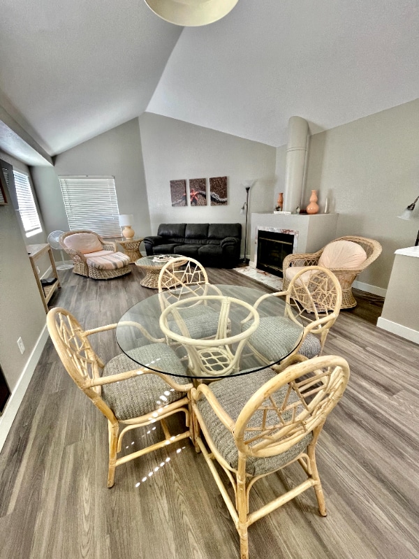 Building Photo - 605 S Myers St