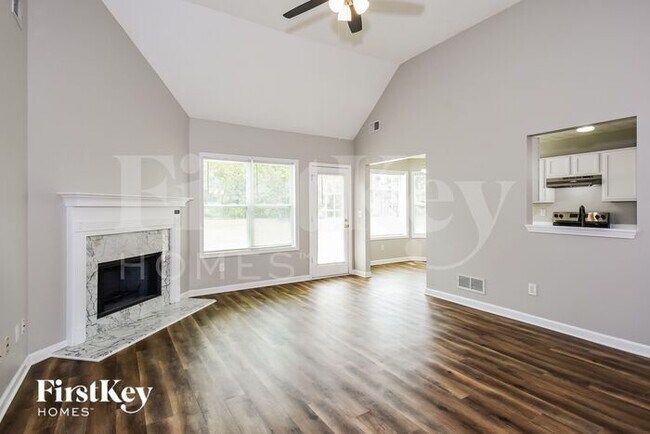 Foto del edificio - 1776 Summit Creek Way