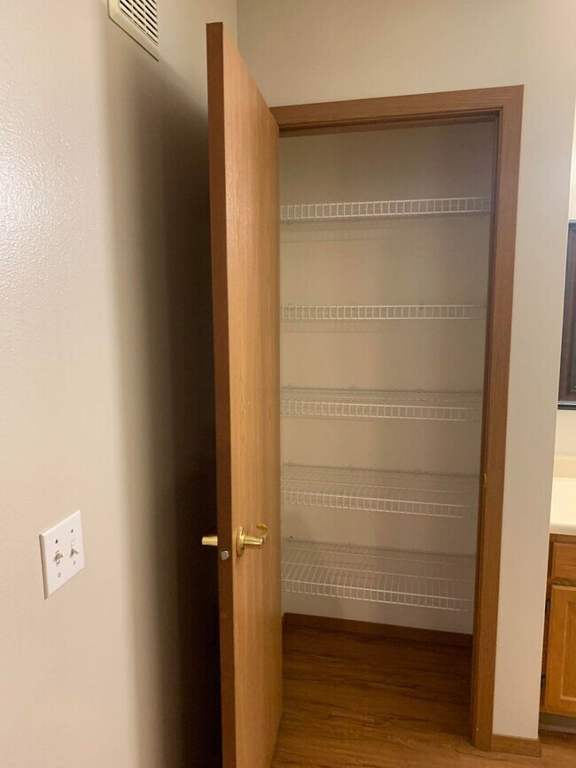 Gateway Apartments Apartments in Sioux Falls, SD