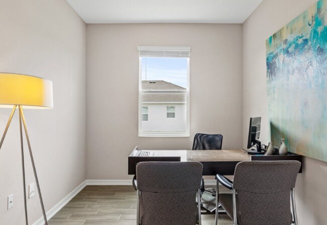 Building Photo - 4013 Redbridge Lp