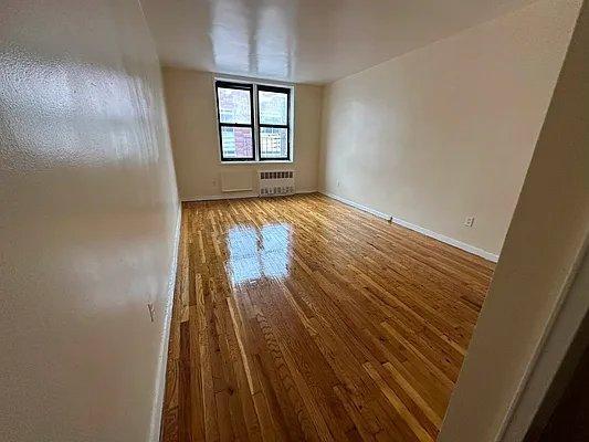 Foto del edificio - 1 bedroom in Bronx NY 10471