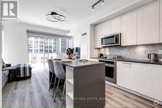 Building Photo - 38-538 Iannuzzi St