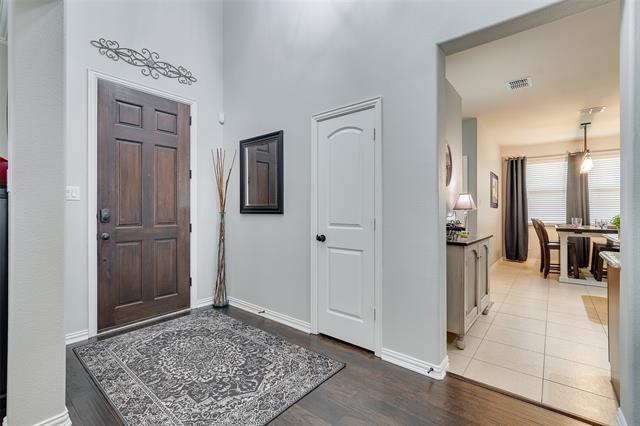 Foto del edificio - 15121 Seventeen Lakes Blvd