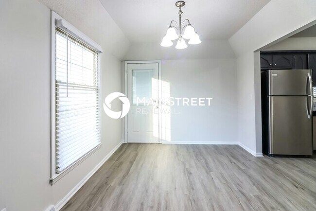 Foto del edificio - 4 Bedroom Pet-Friendly Home in BELTON, MO with Main Street Renewal