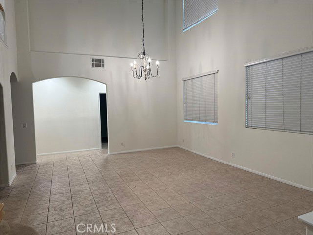 Foto del edificio - 26574 Oakdale Canyon Ln