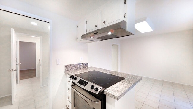 Building Photo - 1107 Opal St