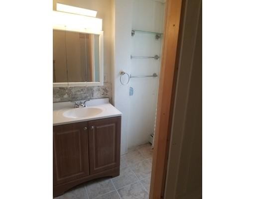 Building Photo - 25 Derby St