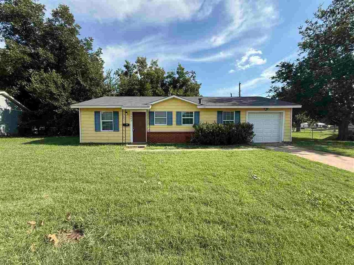 Foto principal - 1403 E Cortez Dr