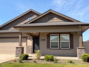Building Photo - 10371 Longtail Dr
