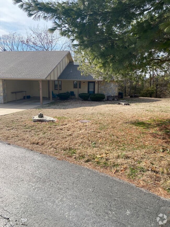 Building Photo - 10 Kimberling Shores Ln