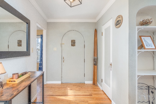 Building Photo - 2104 W State St