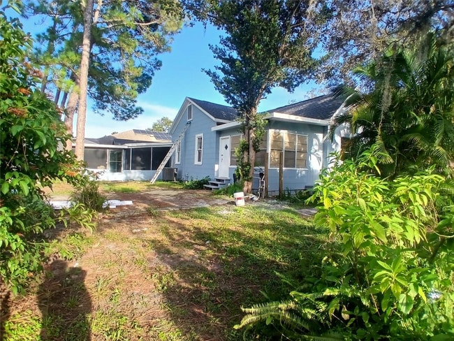 Photo - 8509 Claonia St House