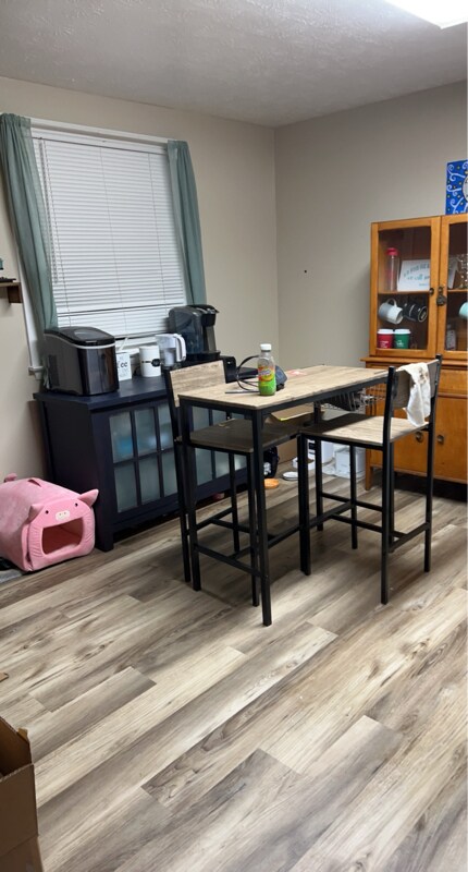 Foto del edificio - 939 Brookside Camp Rd