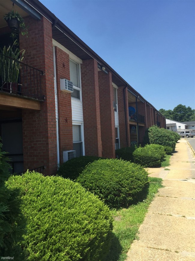 Building Photo - 436 Brick Blvd