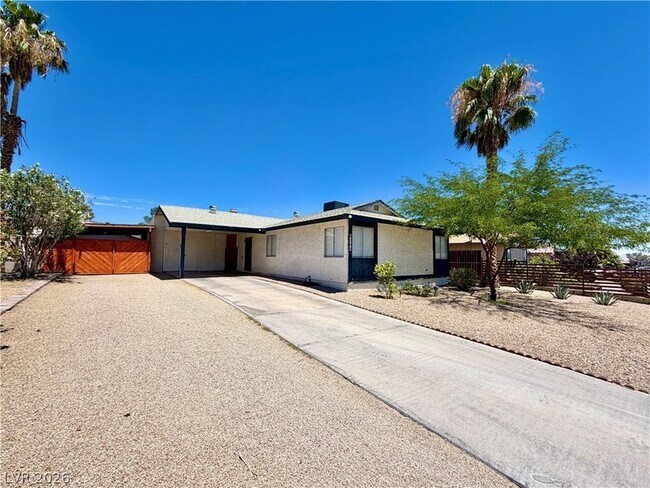 Foto del edificio - 6144 Rosalita Ave