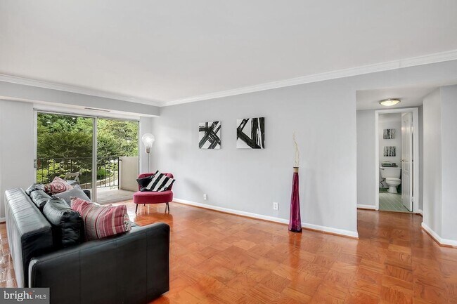 Foto del edificio - 9039 Sligo Creek Pkwy