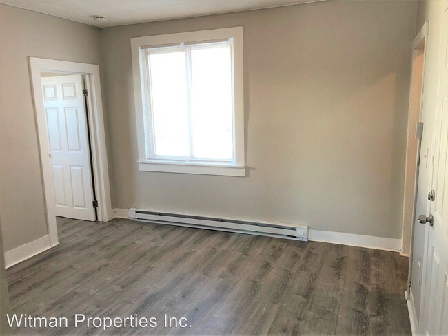 Building Photo - 2 br, 1 bath Apartment - 64-66 Front St.