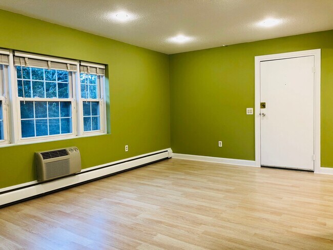 Foto del edificio - 780 Willard St