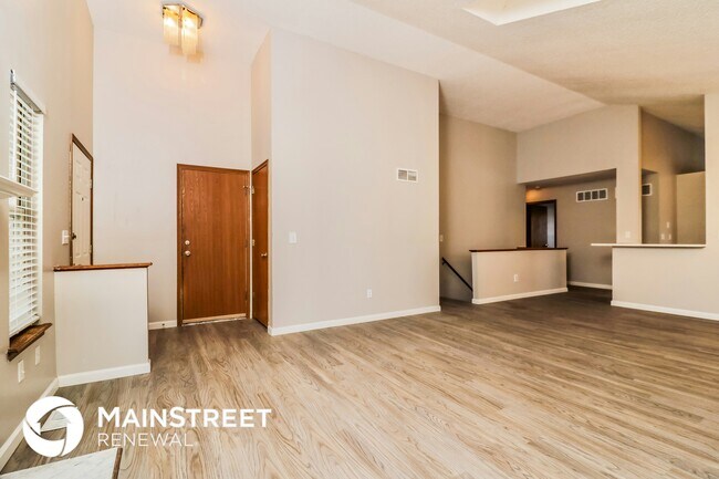 Foto del edificio - 3039 Plum Creek Dr