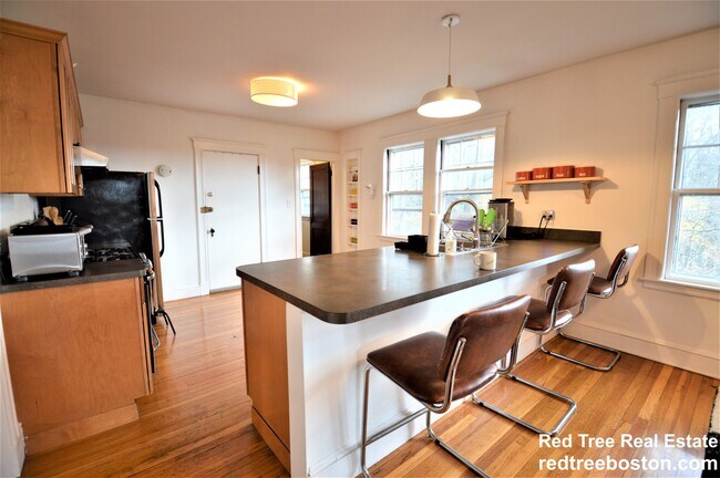 Foto del edificio - 251 Chestnut Ave