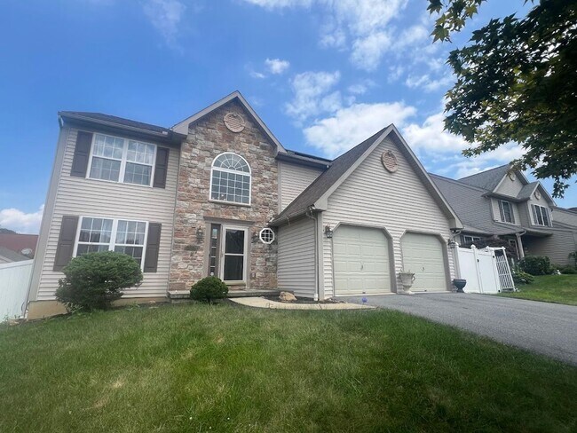 Building Photo - Single Family Home in Muhlenberg Township.