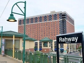 Building Photo - 1 Carriage City Plz
