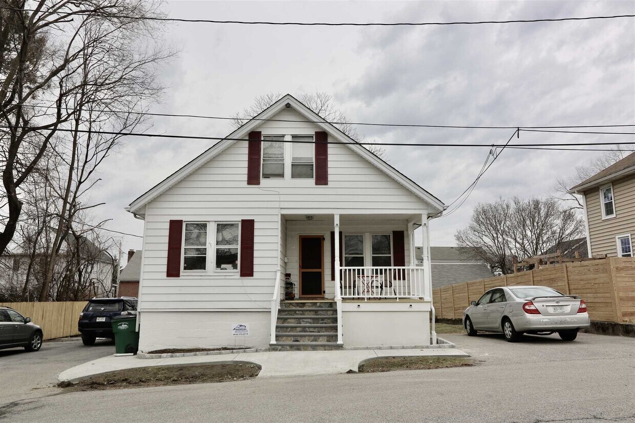 19 Miller St, Beacon, NY 12508 Room for Rent in Beacon, NY