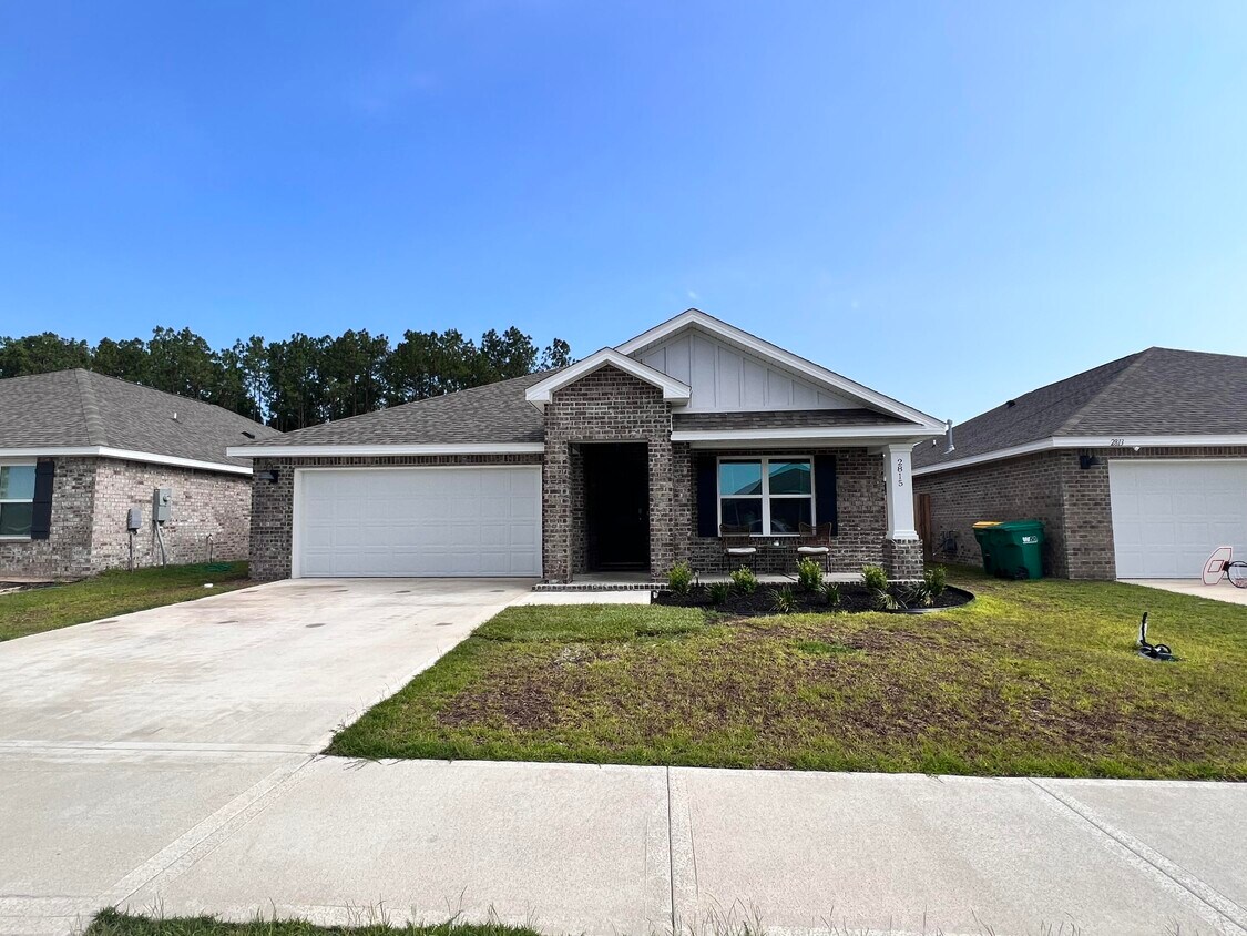 Primary Photo - 2815 Patriot Ridge Dr