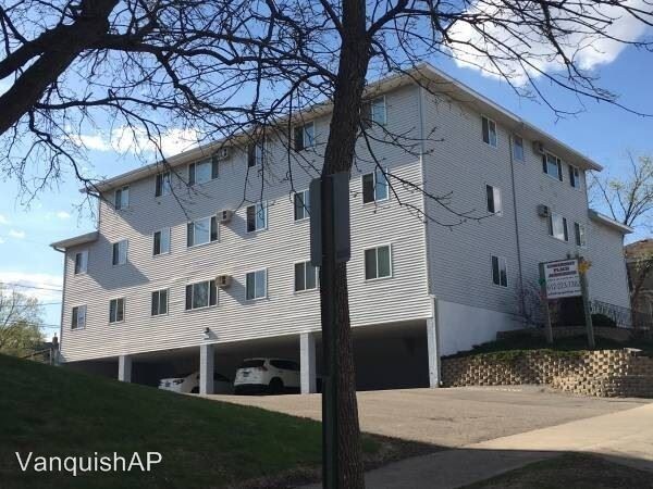 Foto principal - 1009 6th Ave S