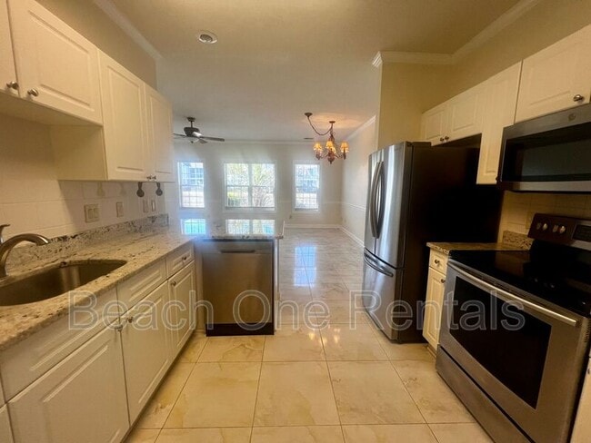 Building Photo - 3965 Forsythia Ct