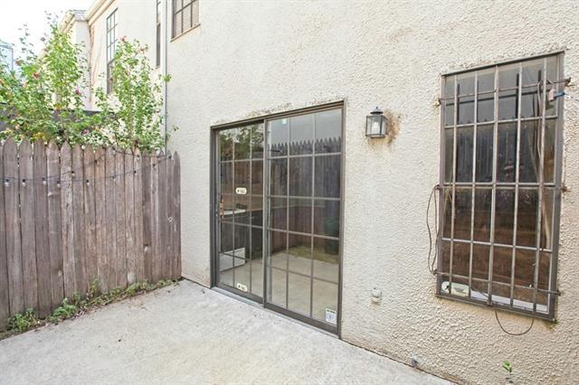 Foto del edificio - 5000 Cedar Springs Rd