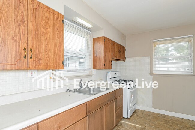 Foto del edificio - 20 Florissant Park Dr