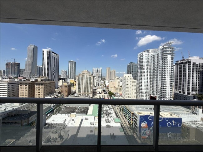 Foto del edificio - 50 S Biscayne Blvd