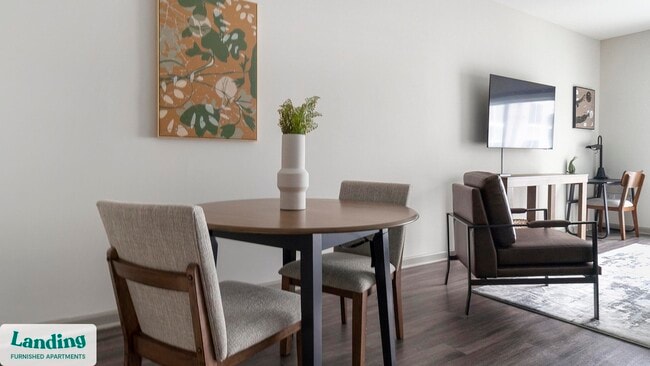 Building Photo - 900 E Six Forks Rd