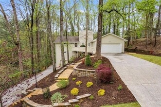 Building Photo - 435 Little Pines Ct