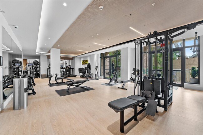 Foto del edificio - 3400 SW 27th Ave