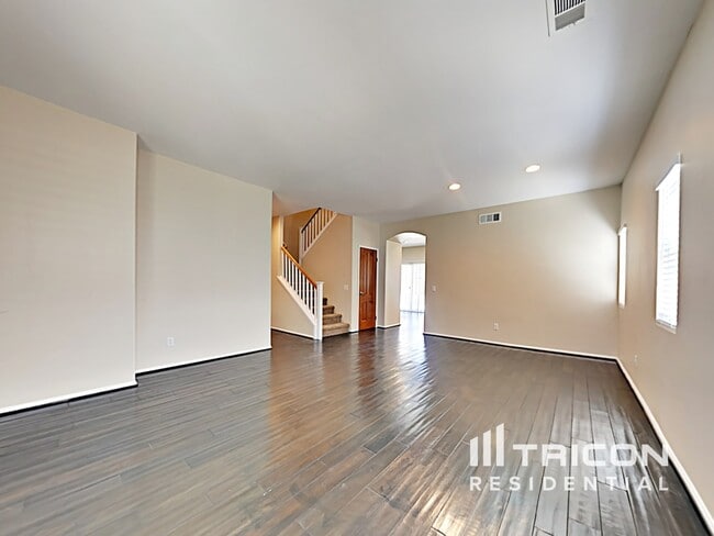 Building Photo - 43430 Rucker St