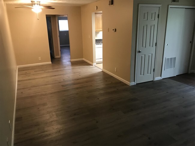Building Photo - 3935 Wilma Ct