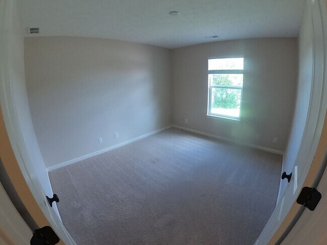 Foto del edificio - Large 3 Bedroom Home