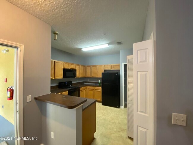 Foto del edificio - 3690 Kirkpatrick Cir