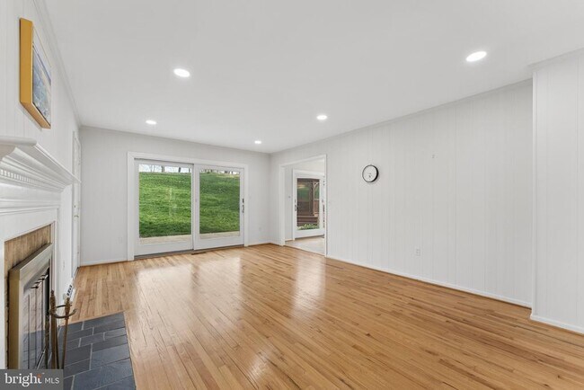 Foto del edificio - 2302 Tanglevale Dr