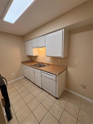 Building Photo - 506 Claire Ct