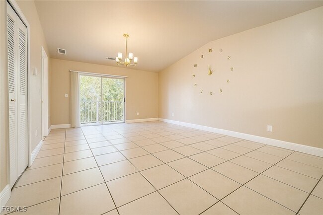 Foto del edificio - 4120 Skyline Blvd