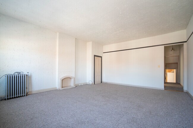 Foto del edificio - 126 W Market St