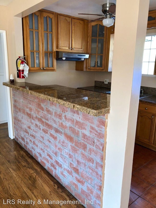 Foto del edificio - 2 br, 1 bath House - 6153 Oak Crest Way