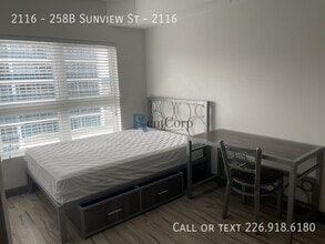 Building Photo - 258B-258B Sunview St