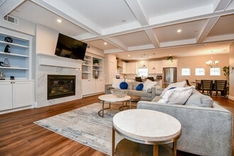 Building Photo - 4604 Chartres St