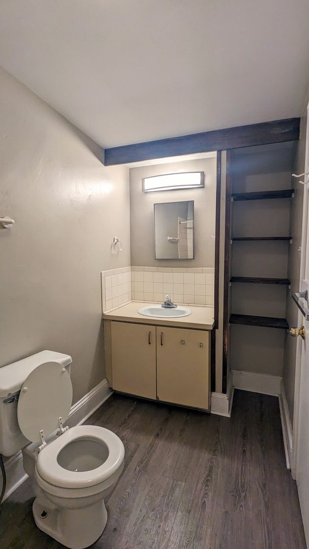 Foto del edificio - 117 S Washington St