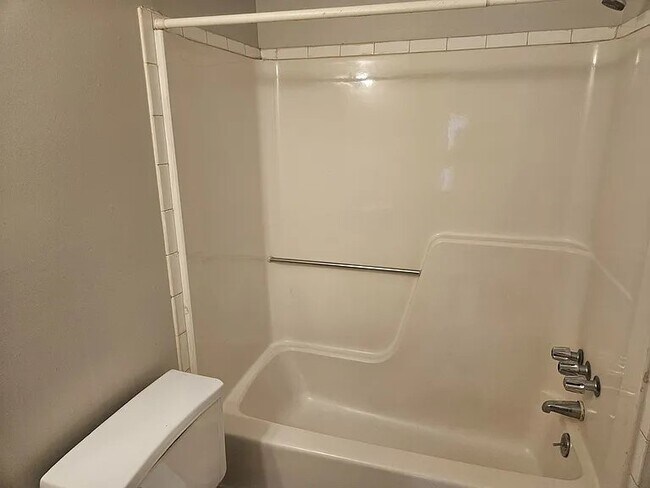 Foto del edificio - 55 Belmont Ct